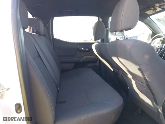 2019 Toyota Tacoma 4WD SR5 with VIN 3TMDZ5BN2KM074159, listed as a IAAI auction lot 41295303 with 41,293 mi miles. Bid and sale history available at carsss.com. Image 8.