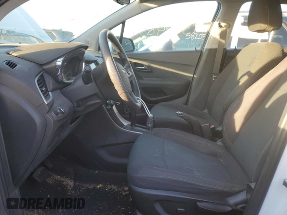 2020 Chevrolet Trax LS with VIN 3GNCJNSB2LL161325, listed as a Copart auction lot 73799874 with 83,190 mi miles and Salvage Title. Bid and sale history available at carsss.com. Image 7.