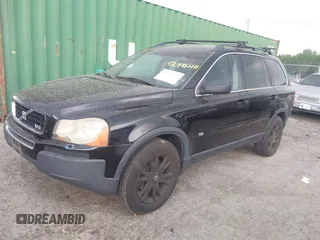 2006 Volvo XC90 4.4L V8 with VIN YV4CZ852561225879, listed as a IAAI auction lot 42090210 with 211,081 mi miles. Bid and sale history available at carsss.com. Image 2.