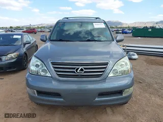2004 Lexus GX 470 with VIN JTJBT20X540051909, listed as a IAAI auction lot 42083375 with 191,974 mi miles. Bid and sale history available at carsss.com. Image 12.