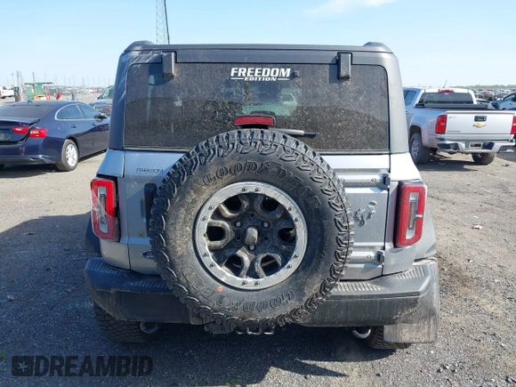 2023 Ford Bronco with VIN 1FMEE5DP2PLB52734, listed as a IAAI auction lot 41914950 with 6,485 mi miles and . Bid and sale history available at carsss.com. Image 16.
