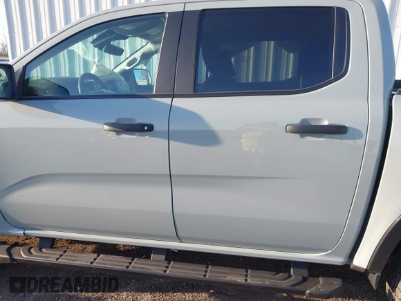 2024 Ford Ranger XLT with VIN 1FTER4GHXRLE59319, listed as a IAAI auction lot 41990936 with 1,002 mi miles and . Bid and sale history available at DreamBid. Image 15.