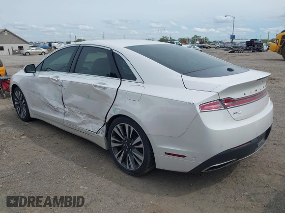 2019 Lincoln MKZ Hybrid Reserve II z VIN 3LN6L5MUXKR632126, wystawiony jako IAAI lot #42186526 z przebiegiem 130 364 mil mil oraz . Historia ofert i sprzedaży dostępna na DreamBid. Obrazek 3.