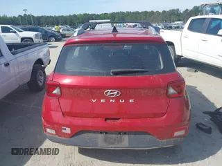 2022 Hyundai Venue Limited z VIN KMHRC8A31NU176797, wystawiony jako IAAI lot #42129614 z przebiegiem 57 117 mil mil oraz . Historia ofert i sprzedaży dostępna na DreamBid. Obrazek 16.