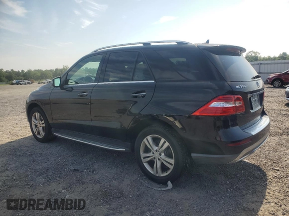 2013 Mercedes-Benz M 350 with VIN 4JGDA5HB5DA247110, listed as a Copart auction lot 66330875 with 144,333 mi miles and Clean title. Bid and sale history available at DreamBid. Image 2.