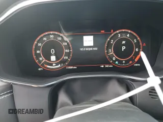 2024 Jaguar F-Pace R-Dynamic S z VIN SADCT2FU0RA722896, wystawiony jako Copart lot #59187375 z przebiegiem 9 589 mil mil oraz Szkoda całkowita • Salvage title. Historia ofert i sprzedaży dostępna na DreamBid. Obrazek 9.