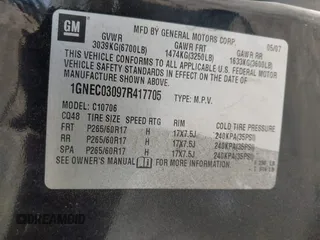 2007 Chevrolet Tahoe Police z VIN 1GNEC03097R417705, wystawiony jako IAAI lot #41882598 z przebiegiem 235 859 mil mil oraz . Historia ofert i sprzedaży dostępna na DreamBid. Obrazek 9.