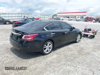 2013 Nissan Altima SL z VIN 1N4BL3AP1DC117237, wystawiony jako IAAI lot #42250551 z przebiegiem Nie podano mil oraz . Historia ofert i sprzedaży dostępna na DreamBid. Obrazek 4.