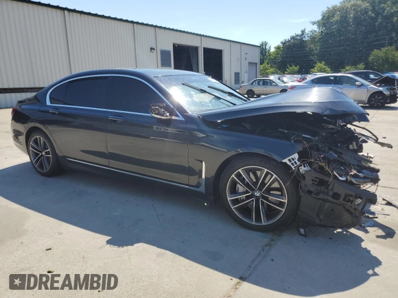 2020 BMW 7 Series 750i xDrive with VIN WBA7U2C01LGJ59354, listed as a Copart auction lot 58669874 with 0 mi miles and Salvage Title. Bid and sale history available at carsss.com. Image 4.
