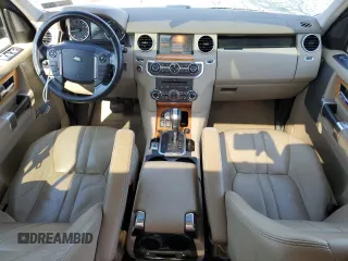 2011 Land Rover LR4 HSE с VIN SALAG2D45BA595331, выставлен на аукционе Copart как лот 62218915 с пробегом 138 257 миль миль и Списание • Salvage title. История ставок и продаж доступна на DreamBid. Изображение 8.