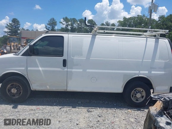 2020 Chevrolet Express Cargo with VIN 1GCWGAFG5L1119726, listed as a IAAI auction lot 42648575 with 127,516 mi miles and . Bid and sale history available at DreamBid. Image 14.