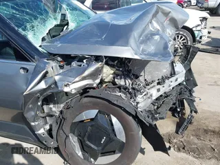 2024 Kia EV9 Wind z VIN KNDAFFS52R6023305, wystawiony jako IAAI lot #41582609 z przebiegiem 23 941 mil mil oraz . Historia ofert i sprzedaży dostępna na DreamBid. Obrazek 20.