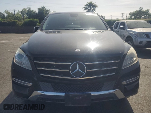 2013 Mercedes-Benz M 350 with VIN 4JGDA5JB1DA144440, listed as a Copart auction lot 57499665 with 114,274 mi miles and Salvage title. Bid and sale history available at DreamBid. Image 5.