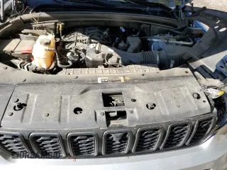2022 Jeep Grand Cherokee Limited with VIN 1C4RJJBG0N8584834, listed as a Copart auction lot 80769504 with 43,209 mi miles and Salvage title. Bid and sale history available at DreamBid. Image 13.