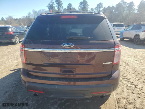 2012 Ford Explorer XLT with VIN 1FMHK7D95CGA79638, listed as a Copart auction lot 46148235 with 95,317 mi miles and Salvage Title. Bid and sale history available at carsss.com. Image 6.