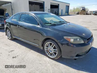 2005 Scion tC z VIN JTKDE177350049415, wystawiony jako Copart lot #59777735 z przebiegiem 272 617 mil mil oraz Szkoda całkowita • Salvage title. Historia ofert i sprzedaży dostępna na DreamBid. Obrazek 4.