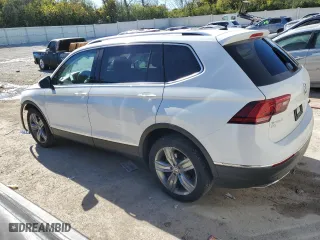 2018 Volkswagen Tiguan SEL Premium with VIN 3VV5B7AXXJM002665, listed as a Copart auction lot 74933064 with 70,486 mi miles and Salvage Title. Bid and sale history available at carsss.com. Image 2.
