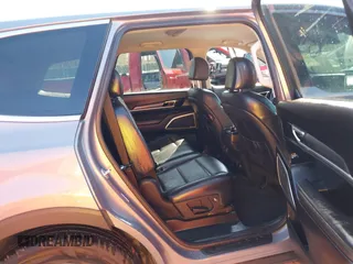 2020 Kia Telluride LX with VIN 5XYP2DHC9LG007462, listed as a IAAI auction lot 41531017 with 89,330 mi miles and . Bid and sale history available at carsss.com. Image 8.
