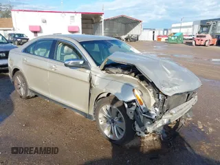 2010 Ford Taurus Limited with VIN 1FAHP2FW1AG101231, listed as a IAAI auction lot 41649972 with 75,147 mi miles. Bid and sale history available at carsss.com. Image 1.