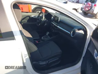 2024 Kia Forte LXS with VIN 3KPF24AD7RE818472, listed as a IAAI auction lot 41133832 with 4,107 mi miles and . Bid and sale history available at DreamBid. Image 5.