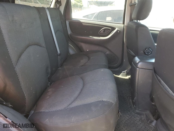 2006 Mazda Tribute LX with VIN 4F2YZ94126KM11512, listed as a Copart auction lot 56980524 with 174,423 mi miles and Clean Title. Bid and sale history available at carsss.com. Image 10.
