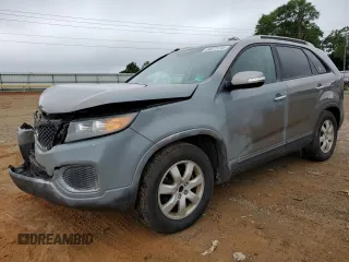 2013 Kia Sorento LX с VIN 5XYKTDA21DG319088, выставлен на аукционе Copart как лот 58375745 с пробегом 189 520 миль миль и Списание • Salvage title. История ставок и продаж доступна на DreamBid. Изображение 1.