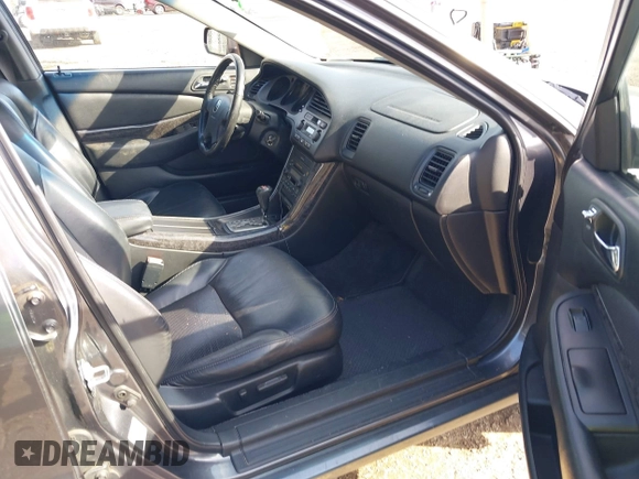 2003 Acura TL Type S with VIN 19UUA56853A005820, listed as a IAAI auction lot 41957844 with 138,708 mi miles. Bid and sale history available at carsss.com. Image 5.