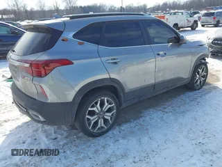 2021 Kia Seltos S with VIN KNDEUCA22M7122562, listed as a IAAI auction lot 41405013 with 91,032 mi miles. Bid and sale history available at carsss.com. Image 4.