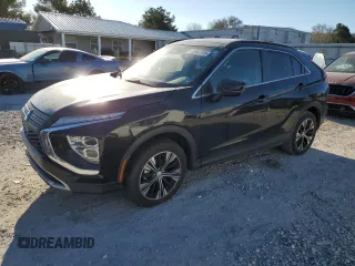 2022 Mitsubishi Eclipse Cross SE z VIN JA4ATWAA3NZ021007, wystawiony jako Copart lot #48967705 z przebiegiem 62 884 mil mil oraz Szkoda całkowita • Salvage title. Historia ofert i sprzedaży dostępna na DreamBid. Obrazek 1.