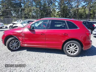 2010 Audi Q5 Premium Plus z VIN WA1LKAFP9AA096749, wystawiony jako IAAI lot #42058422 z przebiegiem 163 772 mil mil oraz . Historia ofert i sprzedaży dostępna na DreamBid. Obrazek 14.