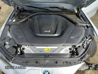 2023 BMW i4 eDrive40 z VIN WBY73AW04PFN71418, wystawiony jako Copart lot #49270665 z przebiegiem Nie podano mil oraz Szkoda całkowita • Salvage title. Historia ofert i sprzedaży dostępna na DreamBid. Obrazek 11.