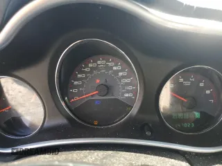2014 Dodge Avenger SE z VIN 1C3CDZAB9EN200864, wystawiony jako Copart lot #50874185 z przebiegiem 147 023 mil mil oraz Szkoda całkowita • Salvage title. Historia ofert i sprzedaży dostępna na DreamBid. Obrazek 9.