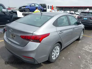 2022 Hyundai Accent SE z VIN 3KPC24A67NE183607, wystawiony jako IAAI lot #41948466 z przebiegiem 68 155 mil mil oraz . Historia ofert i sprzedaży dostępna na DreamBid. Obrazek 4.