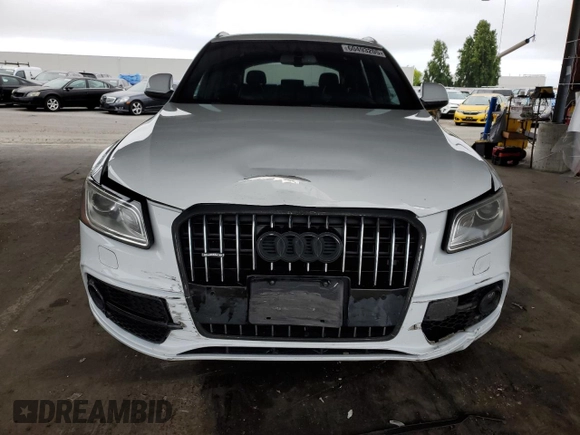 2015 Audi Q5 Premium Plus z VIN WA1DGAFP9FA044955, wystawiony jako Copart lot #60493205 z przebiegiem 109 593 mil mil oraz Szkoda całkowita • Salvage title. Historia ofert i sprzedaży dostępna na DreamBid. Obrazek 5.
