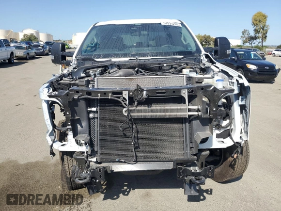 2024 Ford F-250 XL with VIN 1FT7W2BA8REE06252, listed as a Copart auction lot 51831265 with 4,425 mi miles and Salvage title. Bid and sale history available at DreamBid. Image 5.
