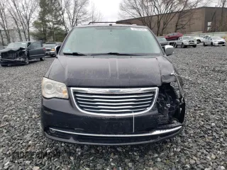 2011 Chrysler Town & Country Limited with VIN 2A4RR6DG8BR613008, listed as a Copart auction lot 51999295 with 116,628 mi miles and Clean Title. Bid and sale history available at carsss.com. Image 5.