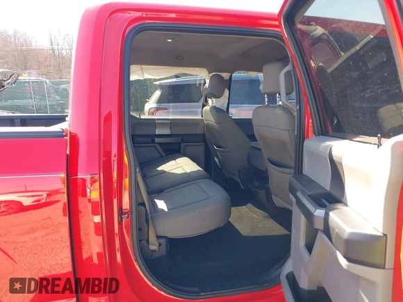 2015 Ford F-150 XLT with VIN 1FTEW1EG4FFA52284, listed as a IAAI auction lot 41894358 with 106,170 mi miles and . Bid and sale history available at carsss.com. Image 8.