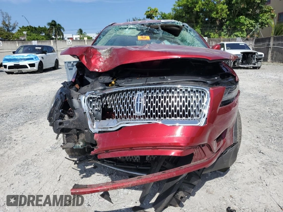 2019 Lincoln MKC Select with VIN 5LMCJ2C92KUL04158, listed as a Copart auction lot 59136185 with 15,098 mi miles and Non repairable. Bid and sale history available at DreamBid. Image 5.