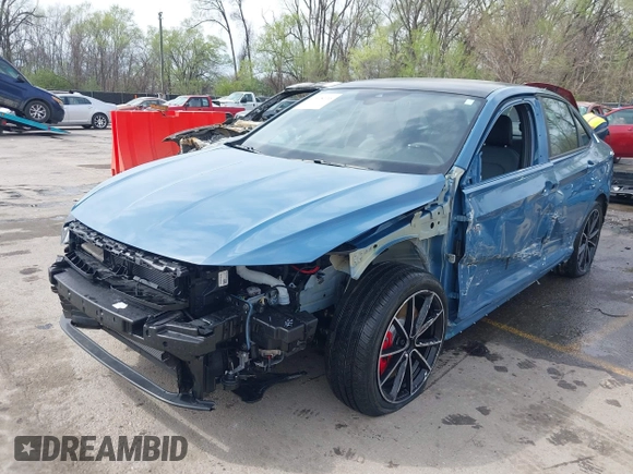 2025 Volkswagen Jetta GLI Autobahn with VIN 3VW2T7BU4SM034805, listed as a IAAI auction lot 41918116 with 581 mi miles and . Bid and sale history available at DreamBid. Image 6.