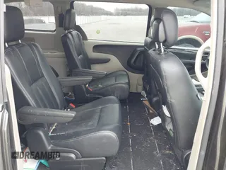 2016 Chrysler Town & Country Touring with VIN 2C4RC1BG4GR231224, listed as a IAAI auction lot 41750794 with 225,907 mi miles. Bid and sale history available at carsss.com. Image 8.