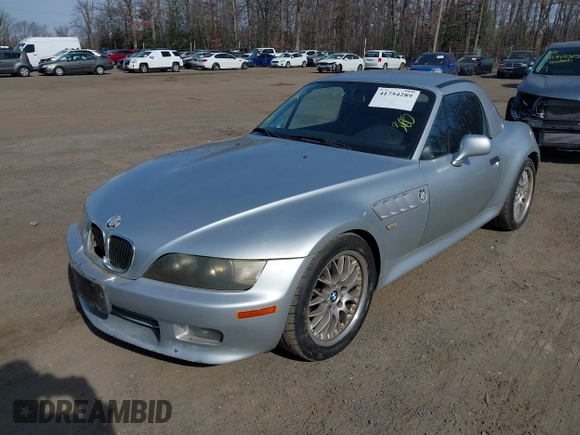 2000 BMW Z3 2.8 with VIN 4USCH3343YLF43582, listed as a IAAI auction lot 41754289 with 70,262 mi miles and . Bid and sale history available at DreamBid. Image 2.