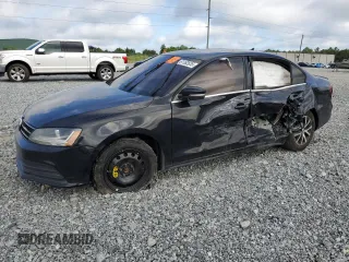 2017 Volkswagen Jetta SE z VIN 3VWDB7AJ9HM397418, wystawiony jako Copart lot #61162635 z przebiegiem 239 463 mil mil oraz Szkoda całkowita • Salvage title. Historia ofert i sprzedaży dostępna na DreamBid. Obrazek 1.
