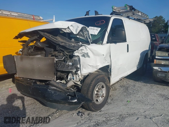 2020 Chevrolet Express Cargo with VIN 1GCWGAFP0L1261725, listed as a IAAI auction lot 42090746 with 67,851 mi miles and . Bid and sale history available at DreamBid. Image 17.
