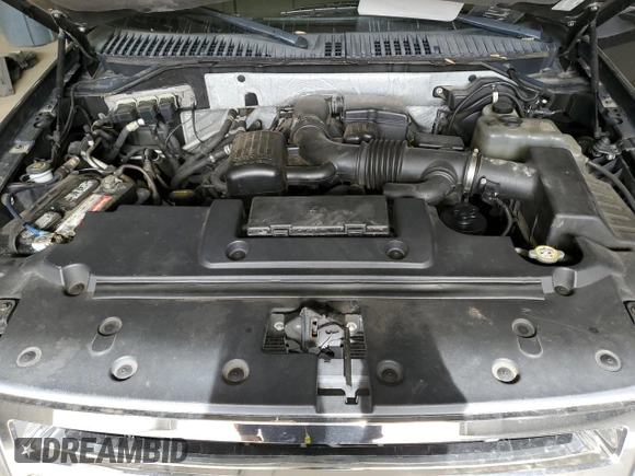 2011 Ford Expedition Max Limited with VIN 1FMJK2A50BEF20317, listed as a Copart auction lot 88308665 with 222,012 mi miles and Salvage title. Bid and sale history available at DreamBid. Image 13.