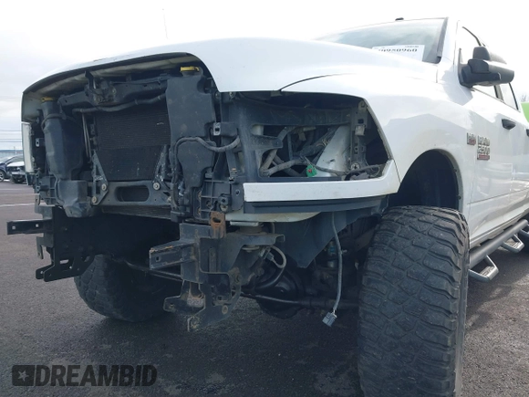 2013 Ram 2500 SLT with VIN 3C6TR5JT5DG517635, listed as a IAAI auction lot 40950960 with 99,372 mi miles and . Bid and sale history available at DreamBid. Image 6.