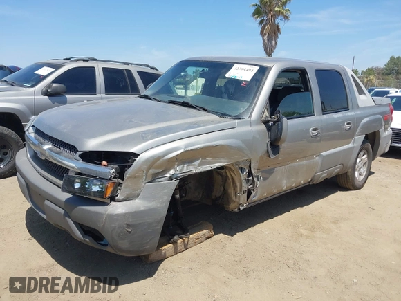 2002 Chevrolet Avalanche z VIN 3GNEC13T62G131044, wystawiony jako IAAI lot #42304494 z przebiegiem 378 090 mil mil oraz . Historia ofert i sprzedaży dostępna na DreamBid. Obrazek 2.