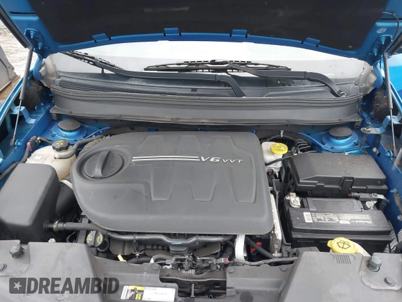 2018 Jeep Cherokee Trailhawk with VIN 1C4PJMBX3JD512813, listed as a IAAI auction lot 41457312 with 125,644 mi miles. Bid and sale history available at carsss.com. Image 10.