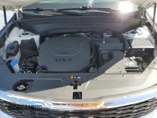 2022 Kia Telluride LX z VIN 5XYP24HC3NG257041, wystawiony jako Copart lot #51642905 z przebiegiem 90 865 mil mil oraz Szkoda całkowita • Salvage title. Historia ofert i sprzedaży dostępna na DreamBid. Obrazek 14.