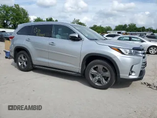 2017 Toyota Highlander Limited with VIN 5TDDZRFH0HS444271, listed as a Copart auction lot 60922755 with Not provided miles and Salvage title. Bid and sale history available at DreamBid. Image 4.