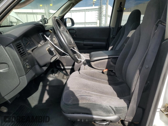 2001 Dodge Dakota Sport with VIN 1B7GL2AN21S131366, listed as a Copart auction lot 81263154 with 272,938 mi miles and Salvage Title. Bid and sale history available at DreamBid. Image 7.